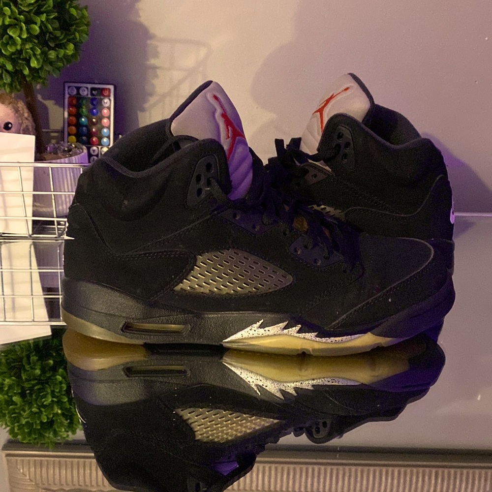 Nike air jordan Black 5s